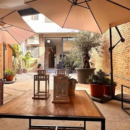 Tradicional Casa Con Patio Ruzafa Apartman